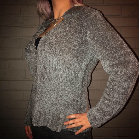 Free People FUZZ - Picture 2 of 4